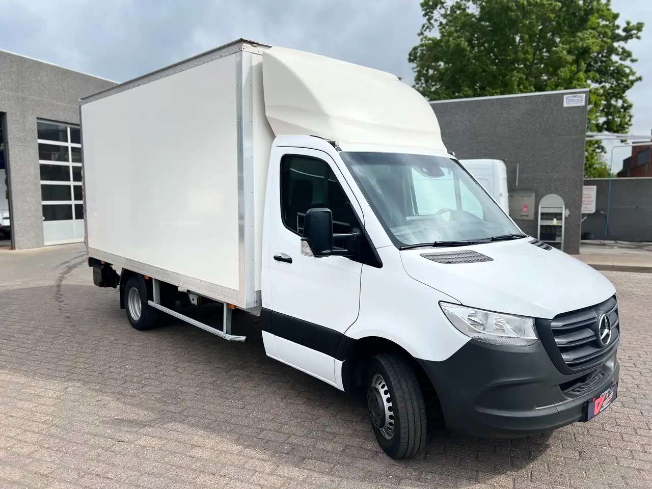 Mercedes-Benz Sprinter 515 KAST+LIFT + SPOILER (35.250ex) 2.300M - Box van: picture 3 Mercedes-Benz Sprinter 515 KAST+LIFT + SPOILER (35.250ex) 2.300M - Box van: picture 3
