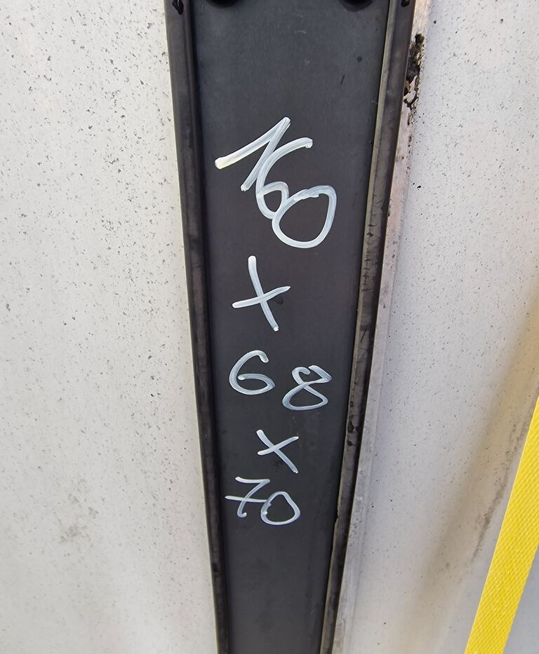 Scania R 700L 1871192 Scania Zbiornik Paliwa Scania R 700L 1871192 truck - Fuel tank for Truck: picture 2 Scania R 700L 1871192 Scania Zbiornik Paliwa Scania R 700L 1871192 truck - Fuel tank for Truck: picture 2