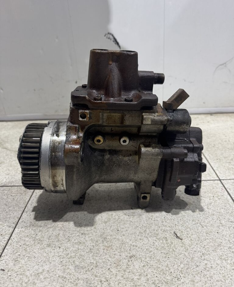 Mercedes-Benz Atego III E6 OM934LA Mercedes-Benz Atego III E6 - Fuel pump for Truck: picture 1 Mercedes-Benz Atego III E6 OM934LA Mercedes-Benz Atego III E6 - Fuel pump for Truck: picture 1