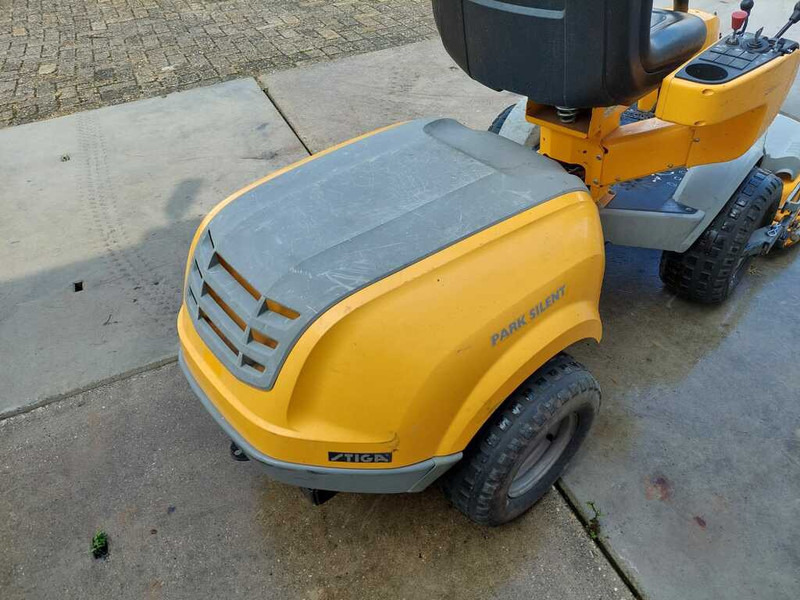 Stiga Park Silent - Garden mower: picture 3 Stiga Park Silent - Garden mower: picture 3