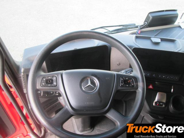 Tractor unit Mercedes-Benz Actros 1845 LS nRL: picture 10
