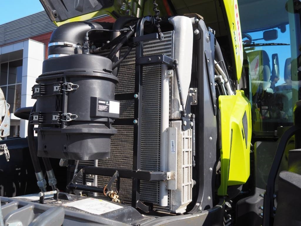 Farm tractor Claas Axion 870 CMATIC, GPS: picture 9