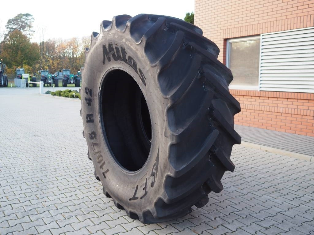 Mitas SFT 710/75 R42 - Tire for Agricultural machinery: picture 3 Mitas SFT 710/75 R42 - Tire for Agricultural machinery: picture 3