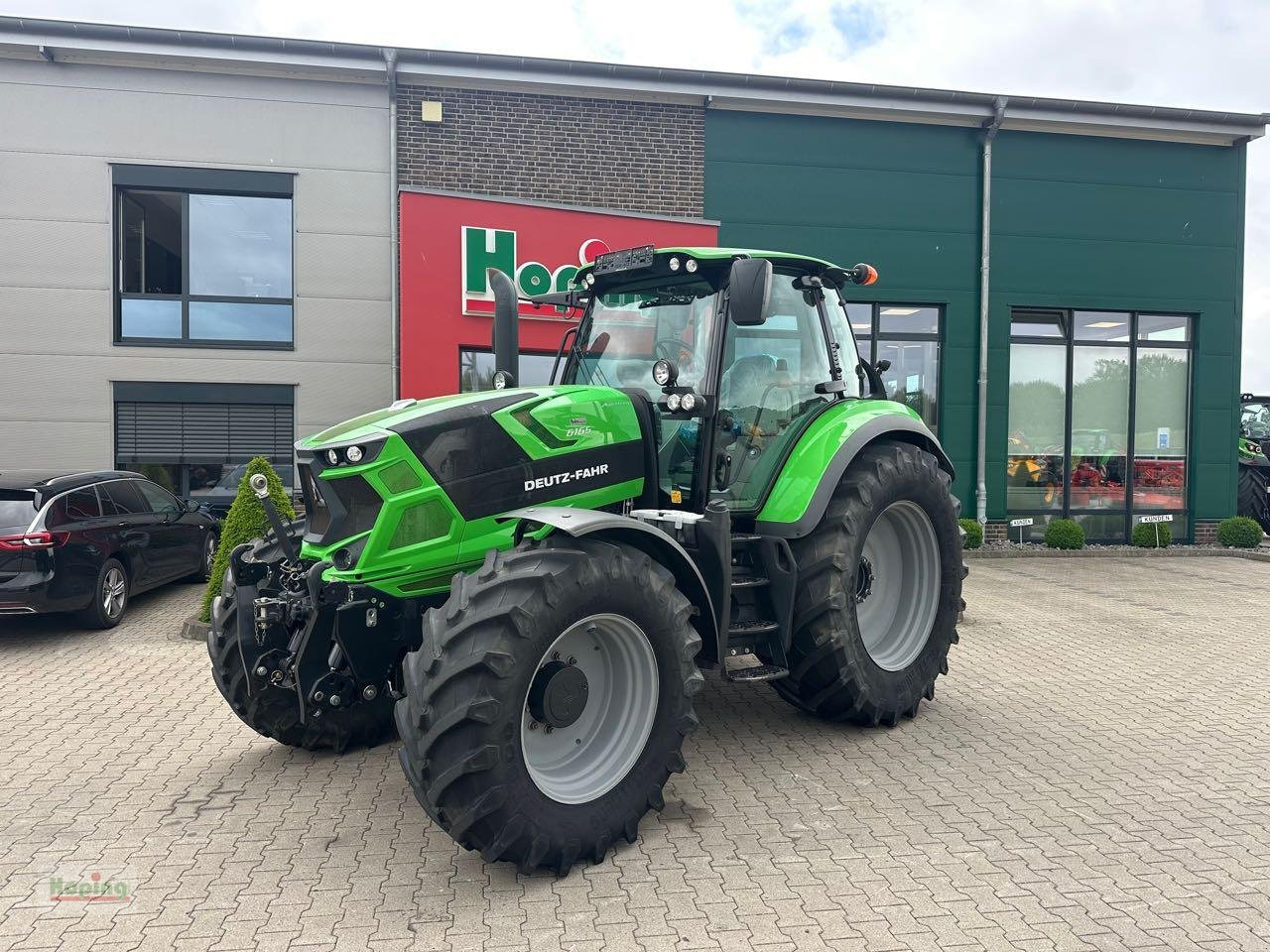 Farm tractor Deutz-Fahr 6165 Agrotron Powers: picture 1