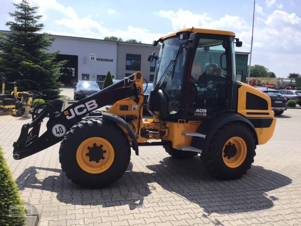 JCB 409 (40 km/h) - Wheel loader: picture 4 JCB 409 (40 km/h) - Wheel loader: picture 4