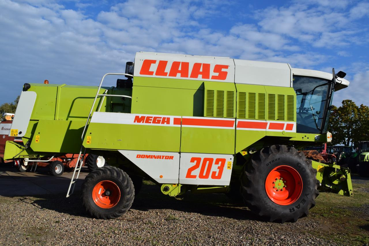 CLAAS Dominator 203 Mega - Combine harvester: picture 2 CLAAS Dominator 203 Mega - Combine harvester: picture 2