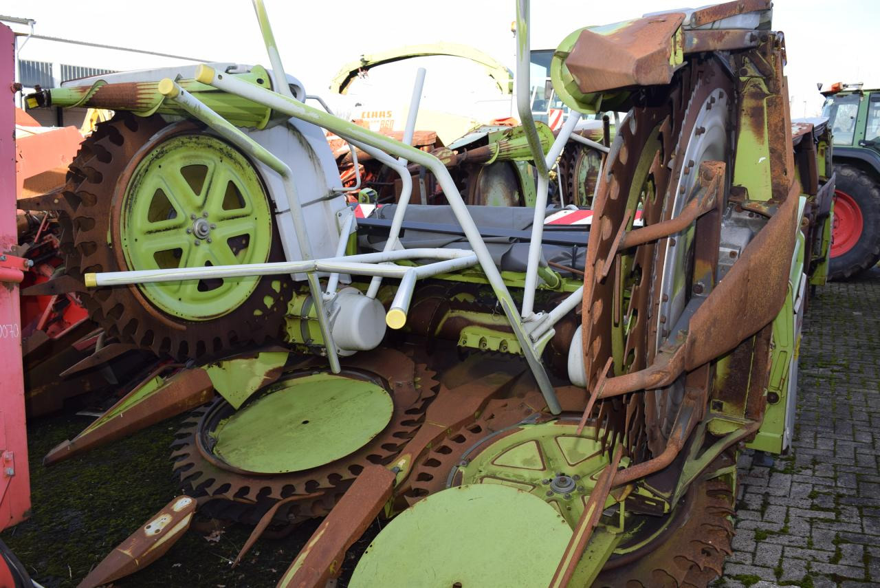CLAAS RU 600 - Corn header: picture 1 CLAAS RU 600 - Corn header: picture 1