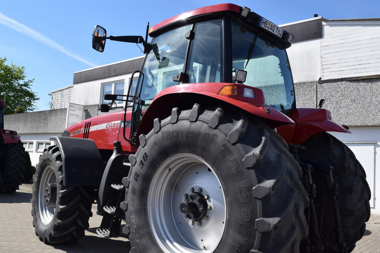 Case-IH MX 285 Magnum - Farm tractor: picture 4 Case-IH MX 285 Magnum - Farm tractor: picture 4