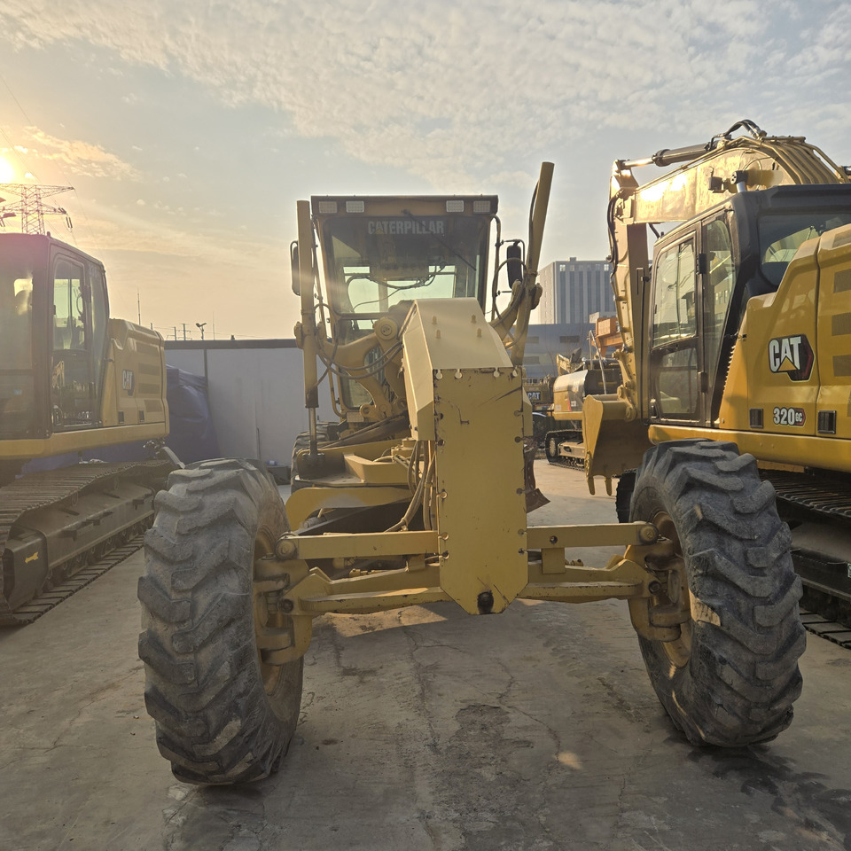CAT 140H - Grader: picture 1 CAT 140H - Grader: picture 1
