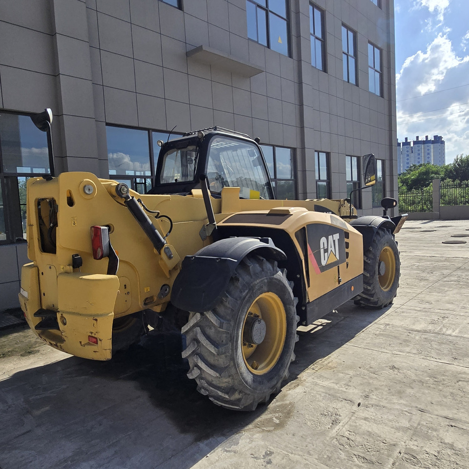 CATERPILLAR TH414 - Telescopic boom: picture 1 CATERPILLAR TH414 - Telescopic boom: picture 1