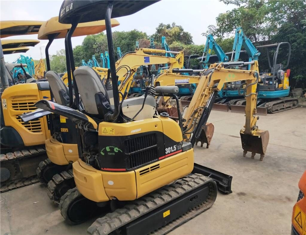 Caterpillar 301.5 CR - Mini excavator: picture 1 Caterpillar 301.5 CR - Mini excavator: picture 1