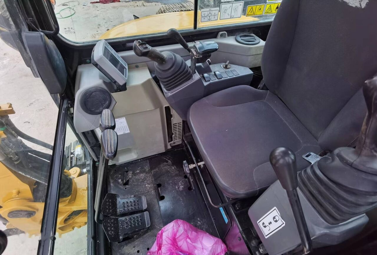 Caterpillar 303.5E - Mini excavator: picture 5 Caterpillar 303.5E - Mini excavator: picture 5