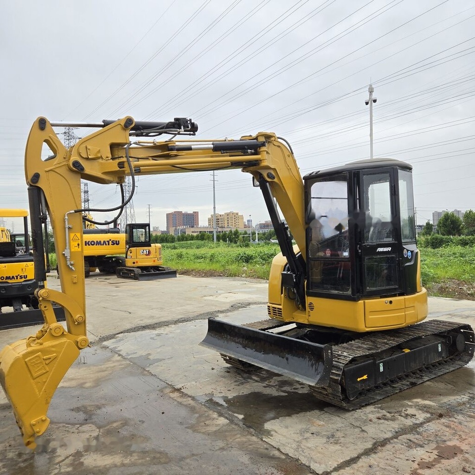 Caterpillar 305CR - Mini excavator: picture 1 Caterpillar 305CR - Mini excavator: picture 1