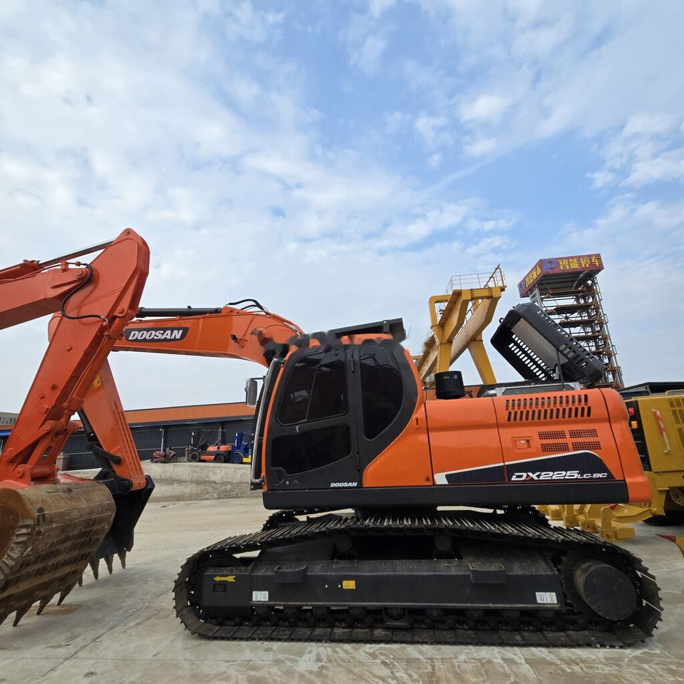 Doosan DX225LC - Crawler excavator: picture 4 Doosan DX225LC - Crawler excavator: picture 4