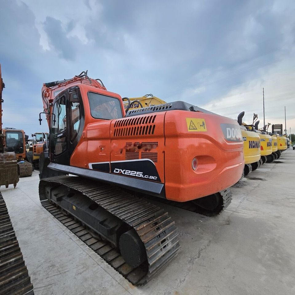 Doosan DX225LC - Crawler excavator: picture 3 Doosan DX225LC - Crawler excavator: picture 3