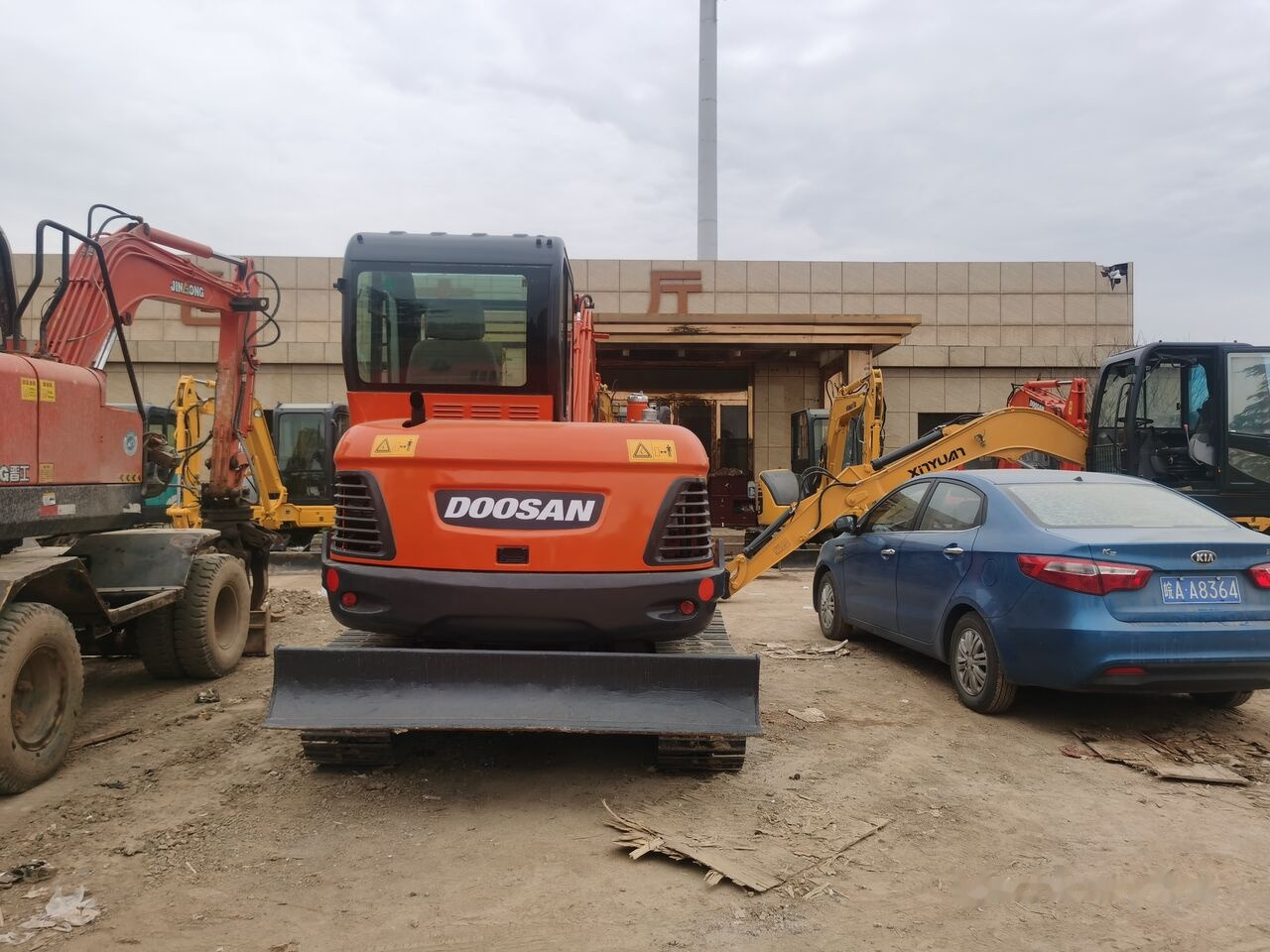 Doosan DX60 - Mini excavator: picture 4 Doosan DX60 - Mini excavator: picture 4