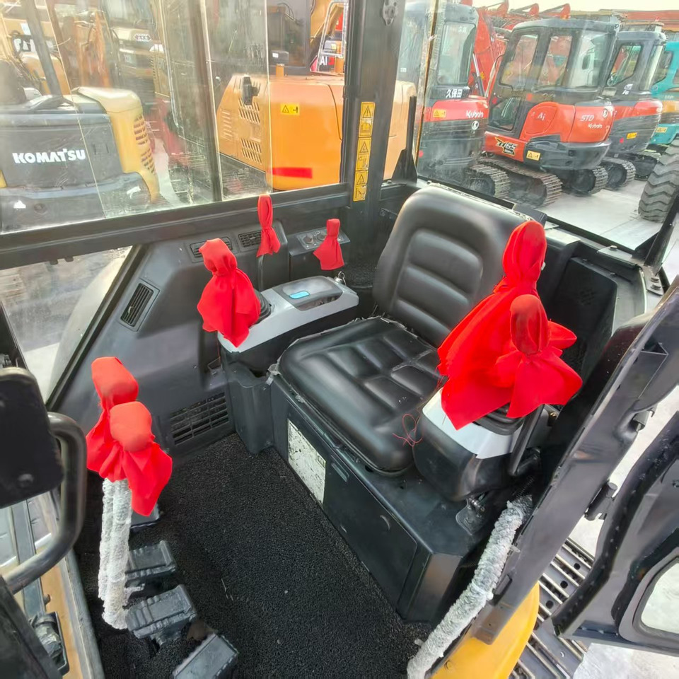 Mini excavator KOMATSU PC35MR: picture 9 Mini excavator KOMATSU PC35MR: picture 9