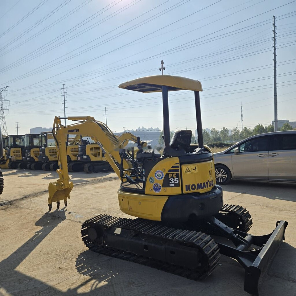 Komatsu PC35MR - Mini excavator: picture 3 Komatsu PC35MR - Mini excavator: picture 3