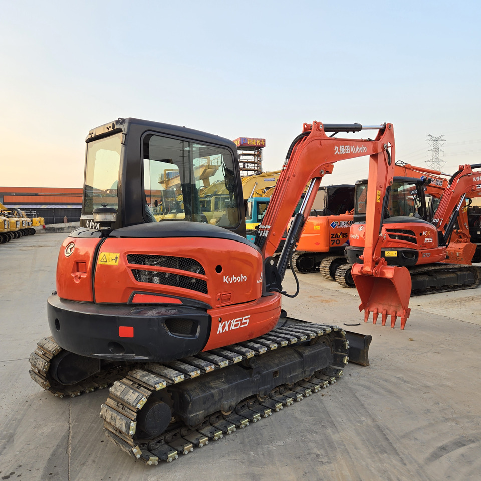 Kubota KX165 - Mini excavator: picture 2 Kubota KX165 - Mini excavator: picture 2