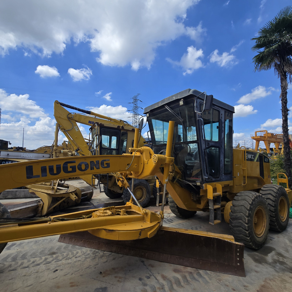 LIUGONG CLG4200 - Grader: picture 2 LIUGONG CLG4200 - Grader: picture 2
