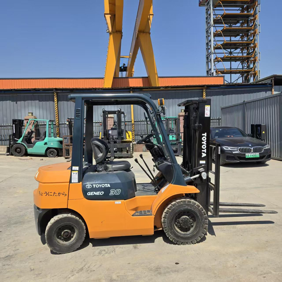 Toyota FD30 - Diesel forklift: picture 1 Toyota FD30 - Diesel forklift: picture 1