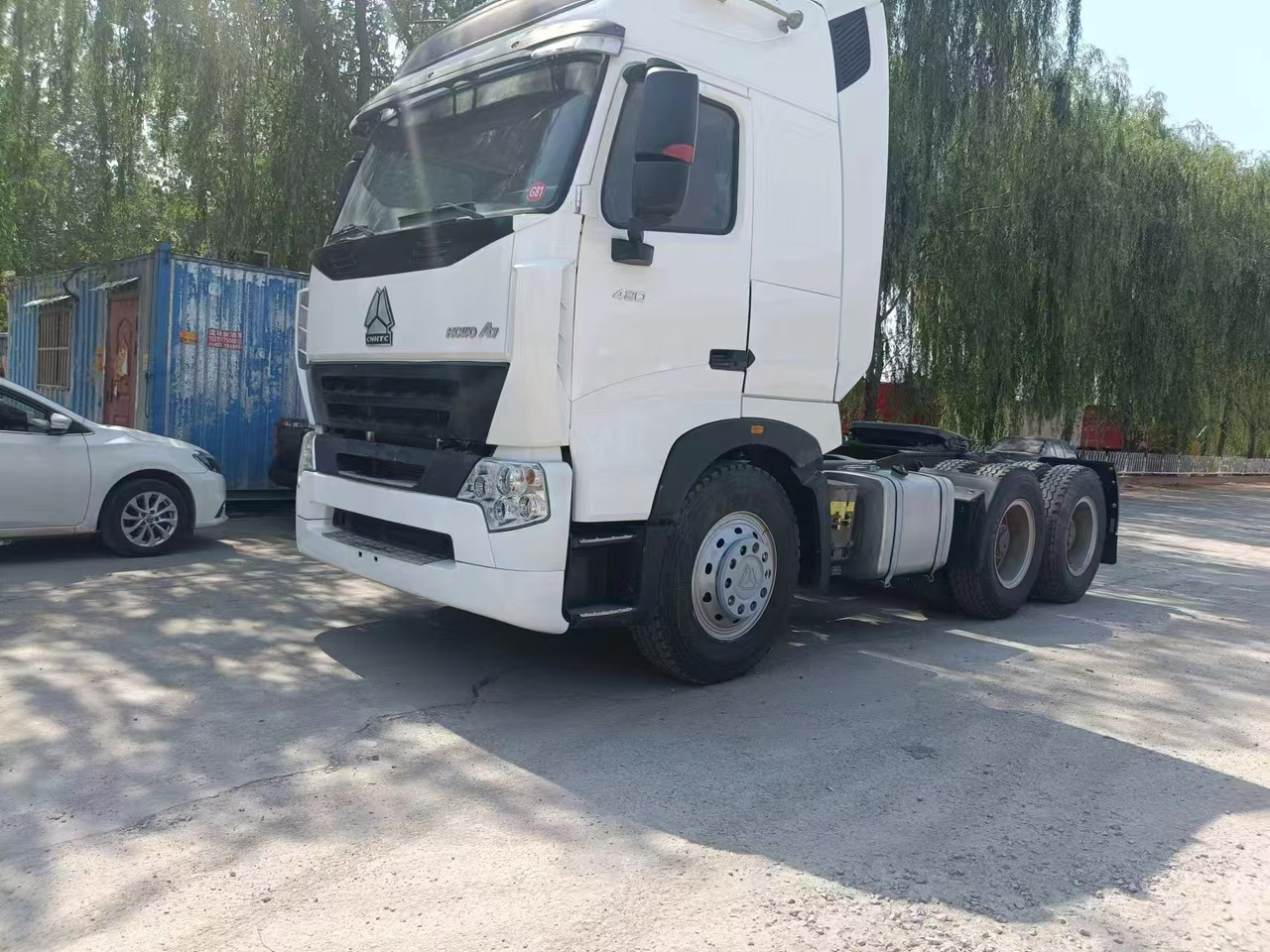 SINOTRUK HOWO A7 - Tractor unit: picture 3 SINOTRUK HOWO A7 - Tractor unit: picture 3