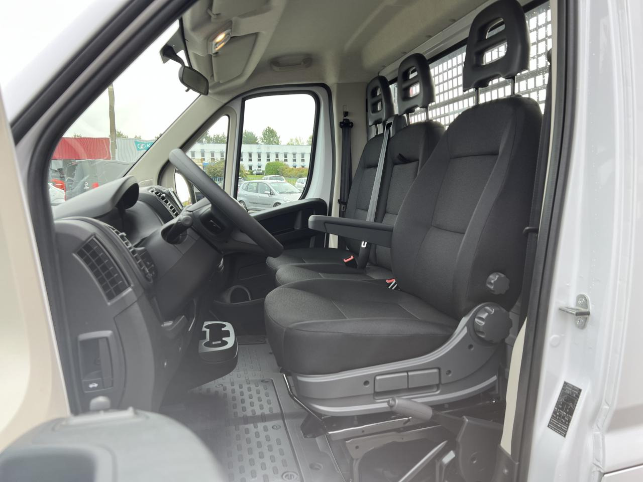 FIAT DUCATO 3T5 PLATEAU 4M20 2.3 MJT 140CH - Flatbed van: picture 5 FIAT DUCATO 3T5 PLATEAU 4M20 2.3 MJT 140CH - Flatbed van: picture 5
