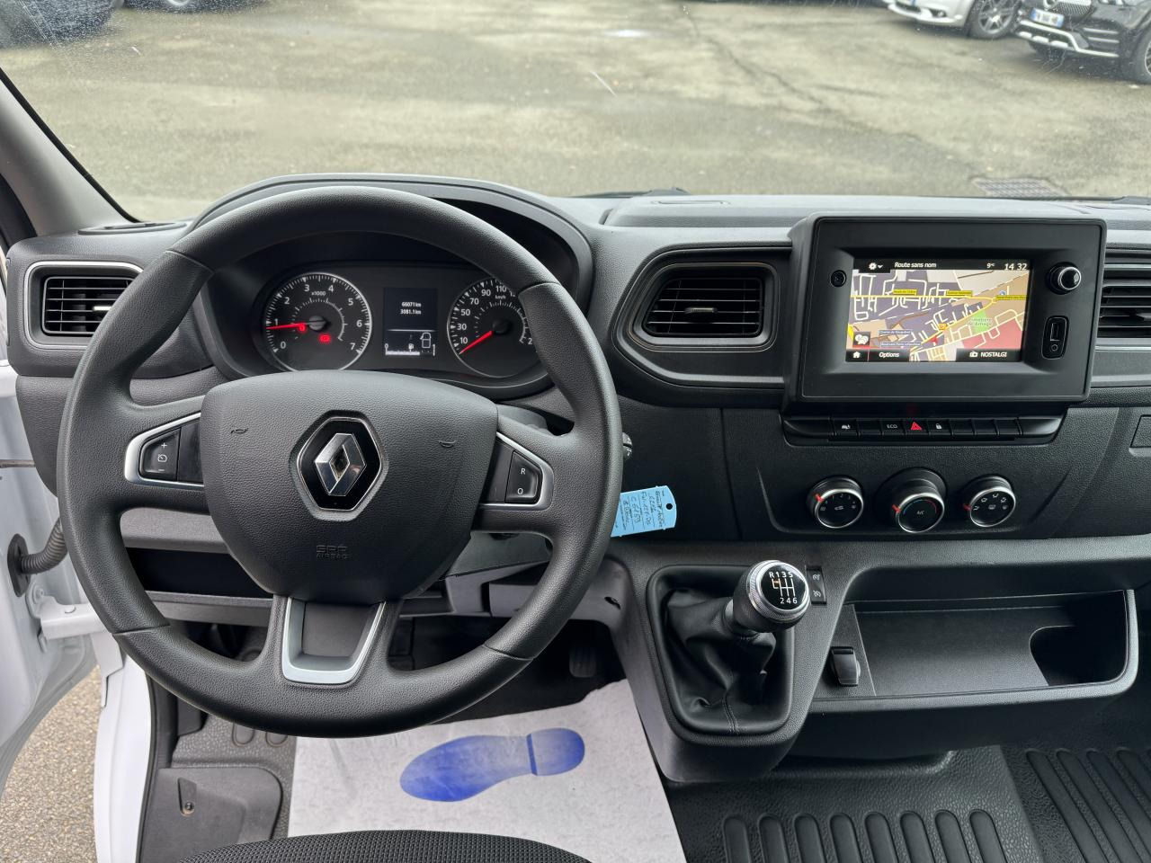 RENAULT MASTER 3T3 L2H2 2.3 DCI 135CH GRAND CONFORT - Panel van: picture 4 RENAULT MASTER 3T3 L2H2 2.3 DCI 135CH GRAND CONFORT - Panel van: picture 4