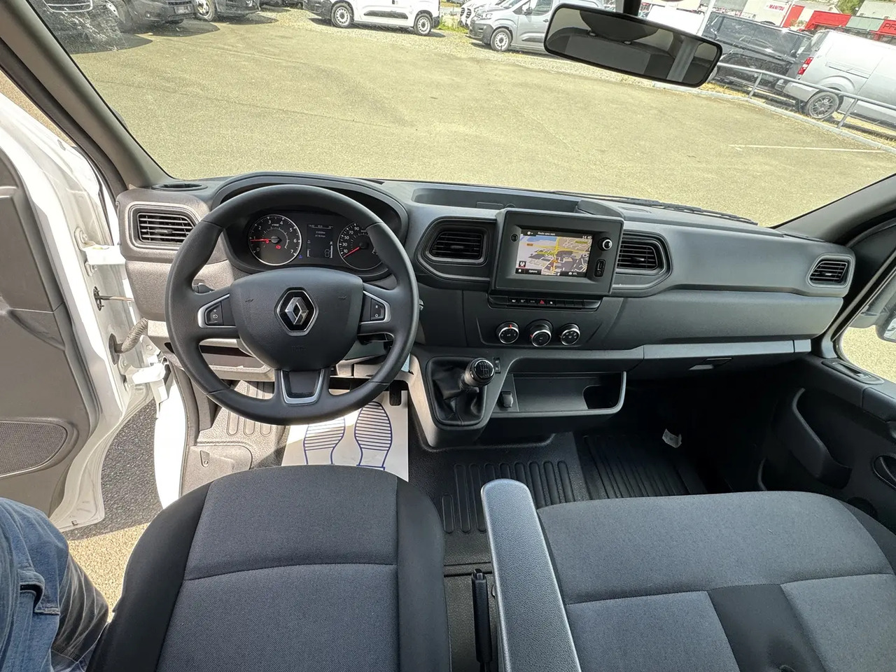 Renault Master F3500 L3H1 2.3 BLUE DCI 145CH CONFORT EUROVI - Box van: picture 3 Renault Master F3500 L3H1 2.3 BLUE DCI 145CH CONFORT EUROVI - Box van: picture 3