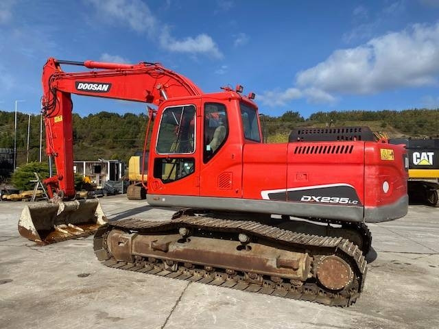 Doosan DX 235 LC  - Crawler excavator: picture 1 Doosan DX 235 LC  - Crawler excavator: picture 1