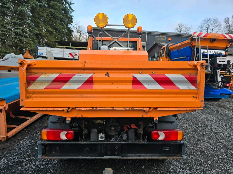 Multicar M30 4x4 Fumo Carrier Kipper 2009 1. Hand - Tipper, Municipal/ Special vehicle: picture 4 Multicar M30 4x4 Fumo Carrier Kipper 2009 1. Hand - Tipper, Municipal/ Special vehicle: picture 4