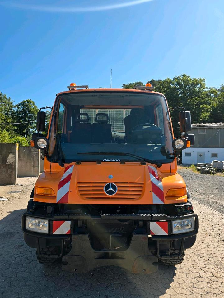 Unimog U290 405/10 UGN UGE Mercedes-Benz U 290 300 400 500 405/12 Kipper Pritsche - Snow removal vehicle: picture 2 Unimog U290 405/10 UGN UGE Mercedes-Benz U 290 300 400 500 405/12 Kipper Pritsche - Snow removal vehicle: picture 2