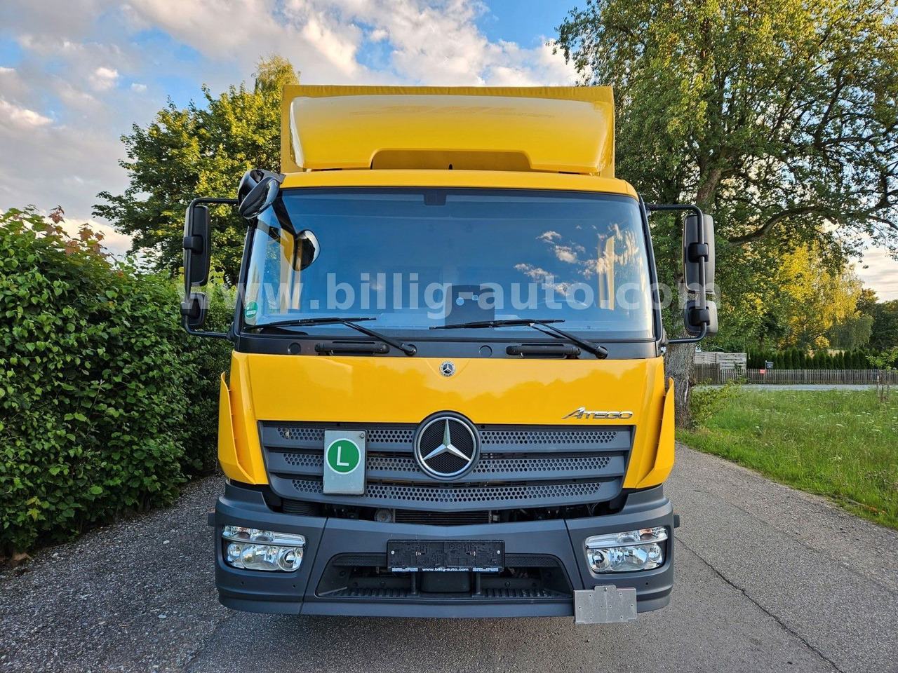 Mercedes-Benz Atego 1327 L * BREMS/SPUR-ASS*DIFF.*LBW*AHK*7.2m - Box truck: picture 4 Mercedes-Benz Atego 1327 L * BREMS/SPUR-ASS*DIFF.*LBW*AHK*7.2m - Box truck: picture 4