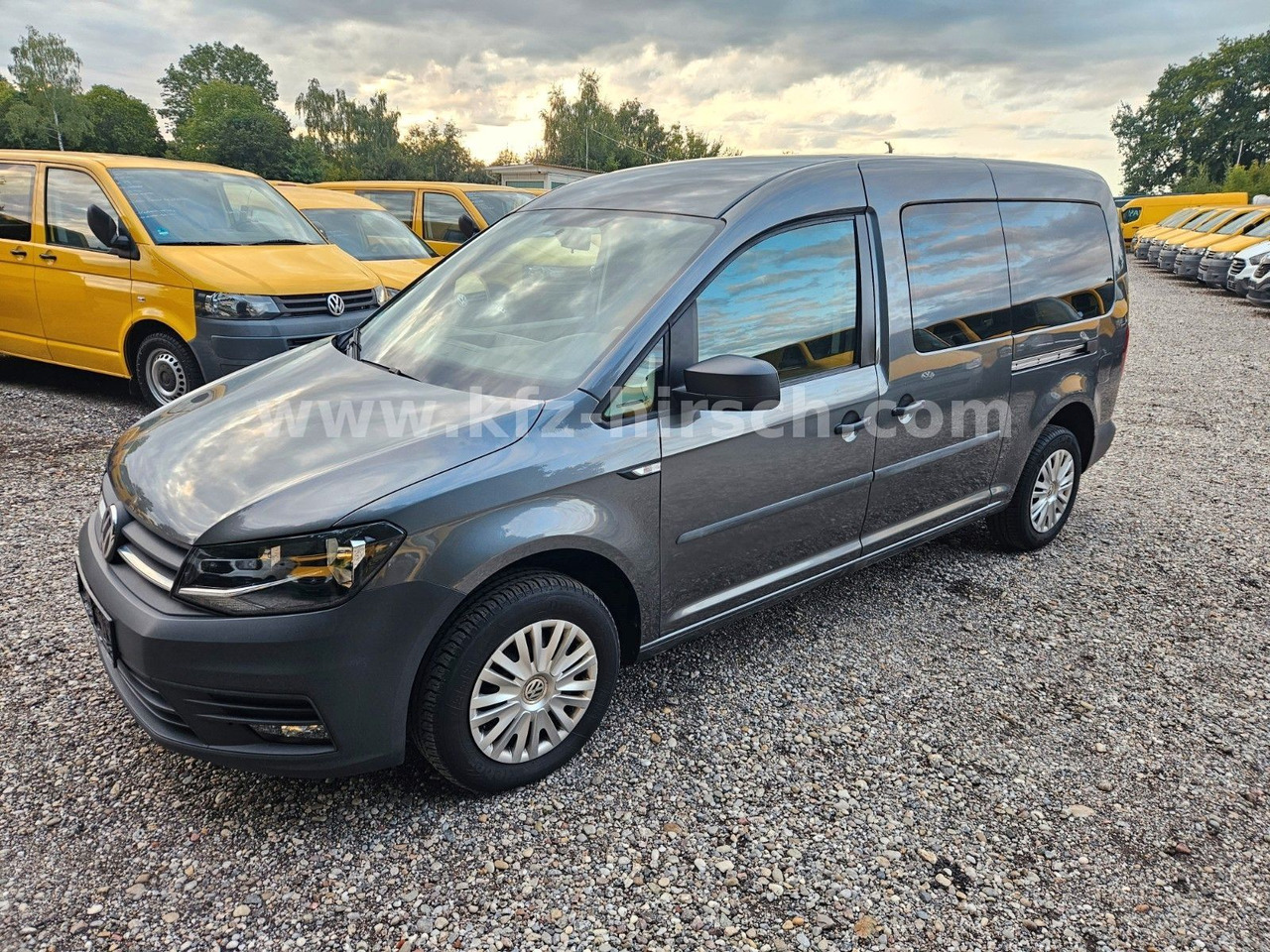 Volkswagen Caddy Maxi Conceptline|Temp|Sitzhzg|NAVI|2xS-Tür - Station wagon: picture 5 Volkswagen Caddy Maxi Conceptline|Temp|Sitzhzg|NAVI|2xS-Tür - Station wagon: picture 5