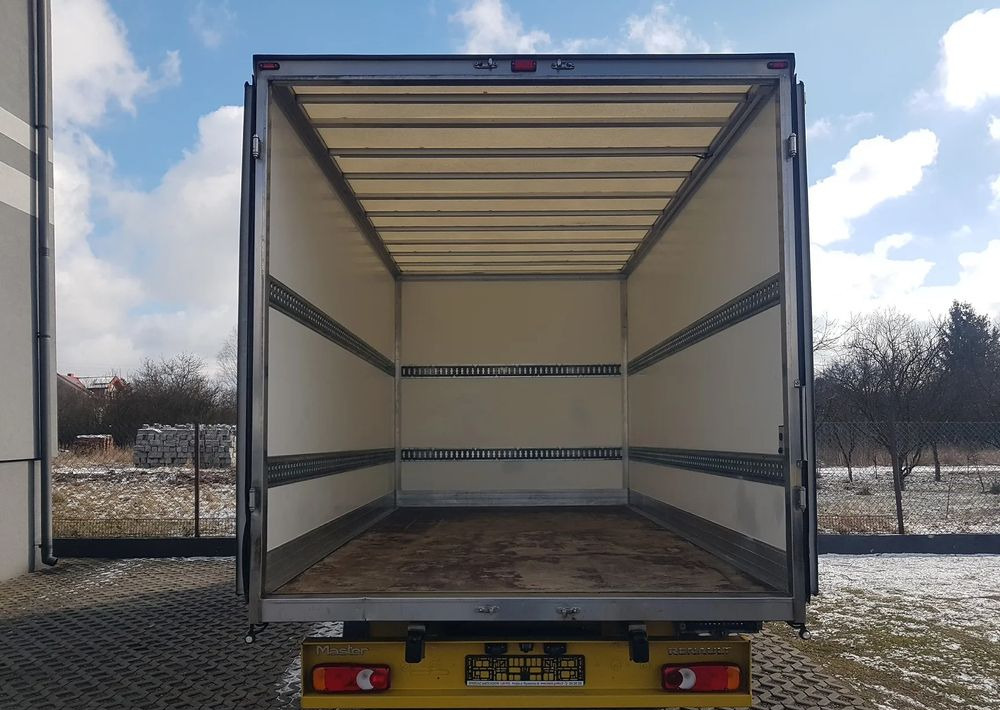 Renault MASTER KONTENER 8EP 4,21x2,23x2,22 KLIMA KRAJOWY MANUAL 6-BIEGÓW - Box van: picture 5 Renault MASTER KONTENER 8EP 4,21x2,23x2,22 KLIMA KRAJOWY MANUAL 6-BIEGÓW - Box van: picture 5