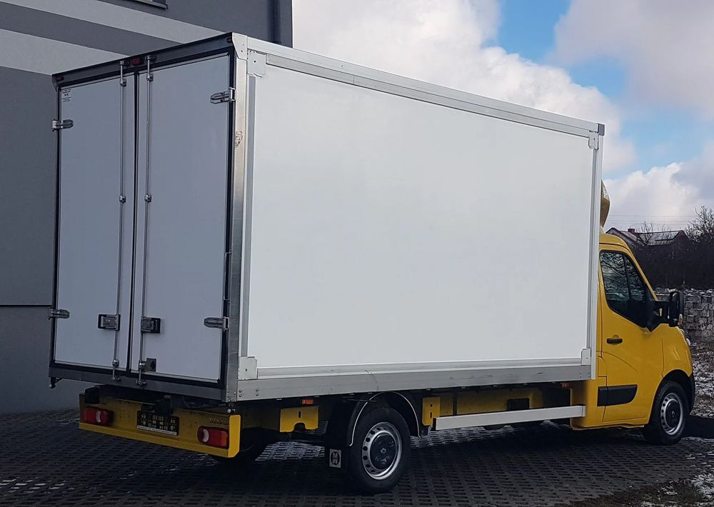 Renault MASTER KONTENER 8EP 4,21x2,23x2,22 KLIMA KRAJOWY MANUAL 6-BIEGÓW - Box van: picture 4 Renault MASTER KONTENER 8EP 4,21x2,23x2,22 KLIMA KRAJOWY MANUAL 6-BIEGÓW - Box van: picture 4
