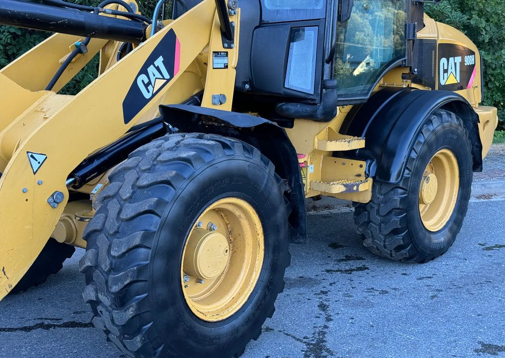 Wheel loader Caterpillar * Ładowarka CAT 908 H * Sprowadzona * Caterpillar: picture 13