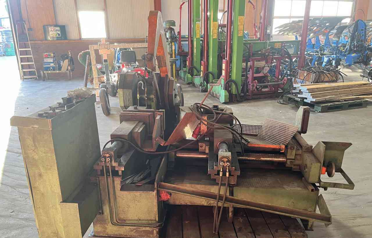 Kasto beugelzaagmachine diversen - Machine tool: picture 4 Kasto beugelzaagmachine diversen - Machine tool: picture 4