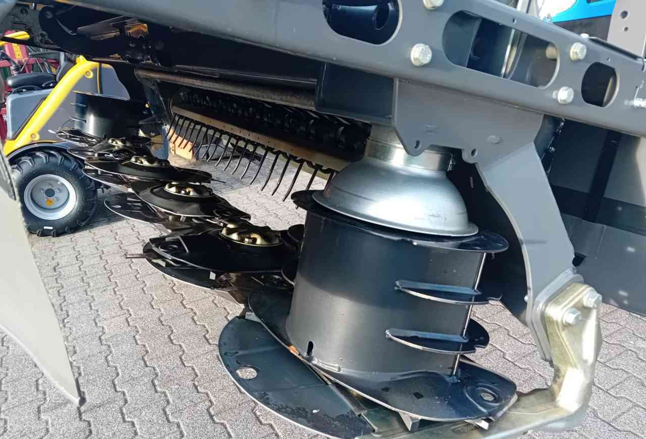 Massey Ferguson DM316 FP-KC schijvenmaaier weidebouwmachines - Mower: picture 5 Massey Ferguson DM316 FP-KC schijvenmaaier weidebouwmachines - Mower: picture 5