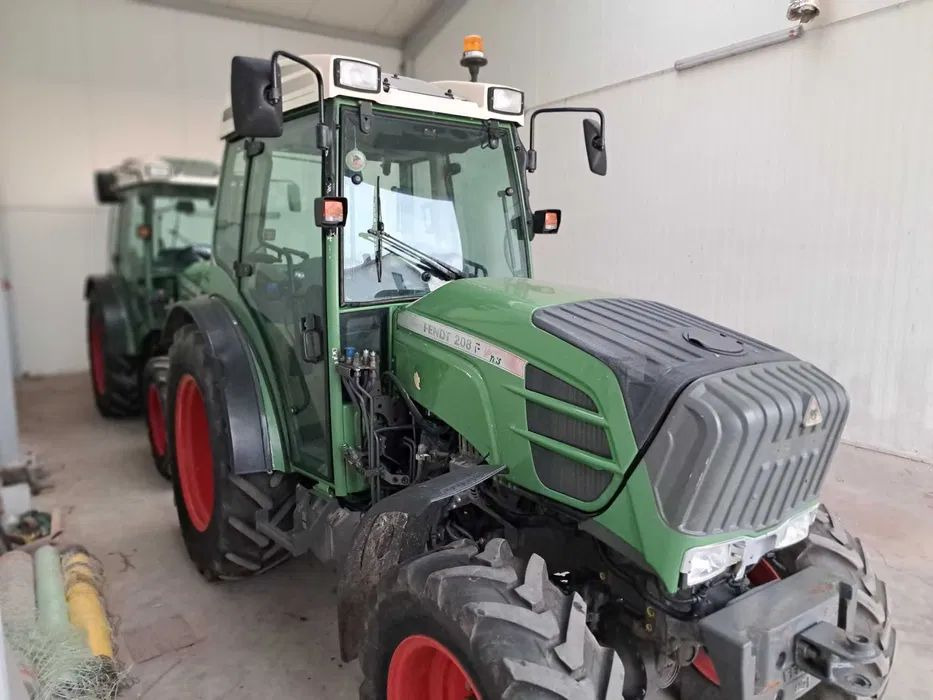 Ciągnik Fendt 208F Vario TMS sadownik - Farm tractor: picture 5 Ciągnik Fendt 208F Vario TMS sadownik - Farm tractor: picture 5