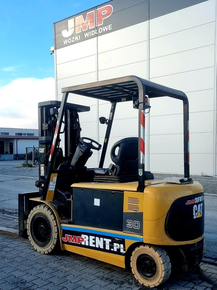 CAT EP 30 K PAC BATTERY YOM2021 - Electric forklift: picture 4 CAT EP 30 K PAC BATTERY YOM2021 - Electric forklift: picture 4