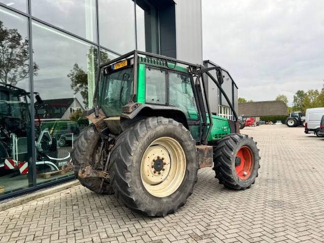 Valtra 6650 Hitech Twintrac - Farm tractor: picture 5 Valtra 6650 Hitech Twintrac - Farm tractor: picture 5