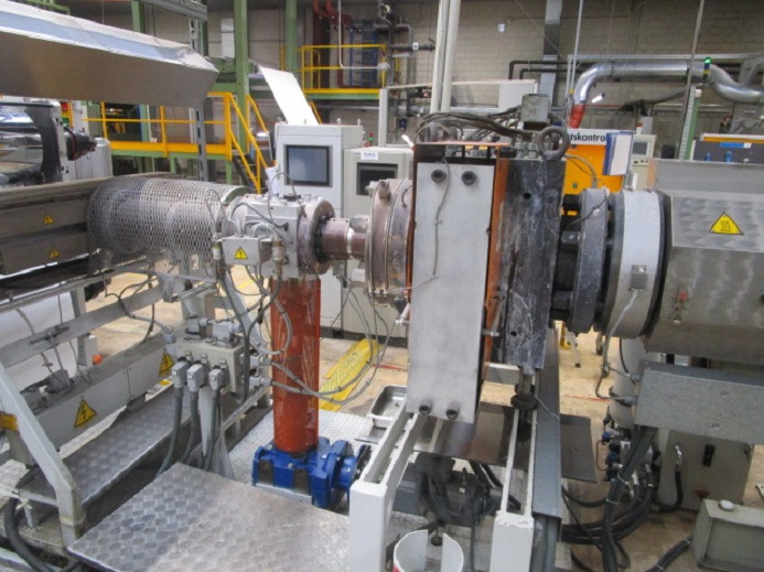 AMUT FLAT FILM EXTRUDER EA-160 FÜR PS/PP - Packaging machinery: picture 5 AMUT FLAT FILM EXTRUDER EA-160 FÜR PS/PP - Packaging machinery: picture 5