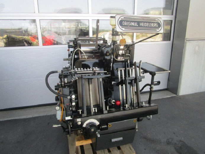 HEIDELBERG TIEGEL A4 MIT HEISSFOLIENPRÄGEEINRICHTUNG - Offset printing machine: picture 2 HEIDELBERG TIEGEL A4 MIT HEISSFOLIENPRÄGEEINRICHTUNG - Offset printing machine: picture 2