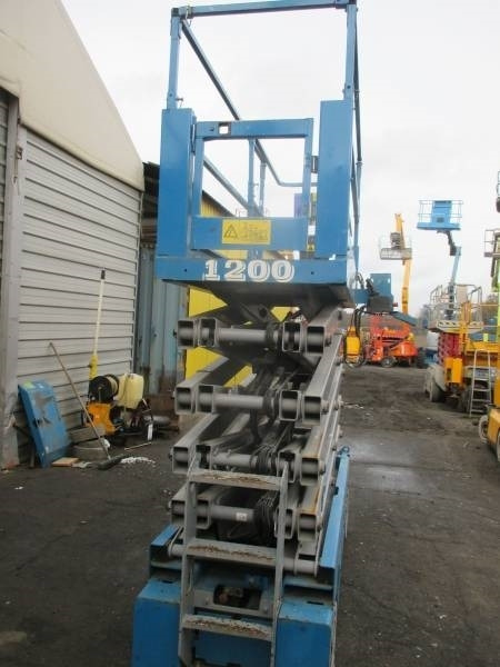 Genie GS 3232 - Scissor lift: picture 3 Genie GS 3232 - Scissor lift: picture 3