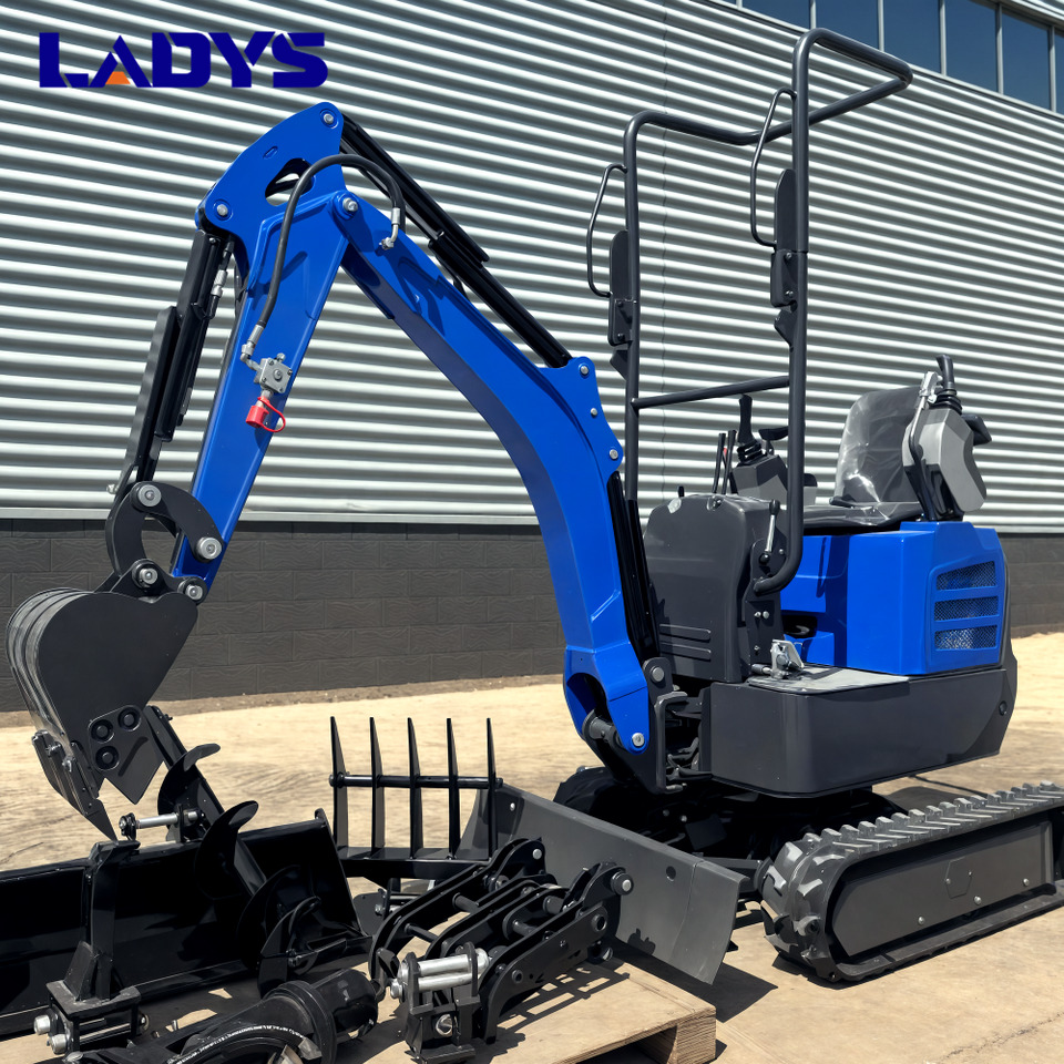 LADYS LA16Pro Mini Excavator Kubota Euro 5/Epa Engine Mini Excavator For Sale - Mini excavator: picture 2 LADYS LA16Pro Mini Excavator Kubota Euro 5/Epa Engine Mini Excavator For Sale - Mini excavator: picture 2