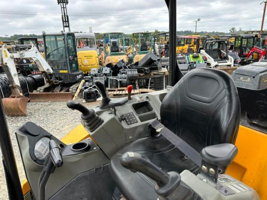 Mini excavator Bobcat E26 Canopy à 18500 € HT: picture 9 Mini excavator Bobcat E26 Canopy à 18500 € HT: picture 9