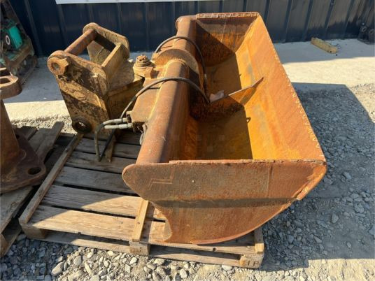 Godet inclinable SW48 - Bucket: picture 1 Godet inclinable SW48 - Bucket: picture 1