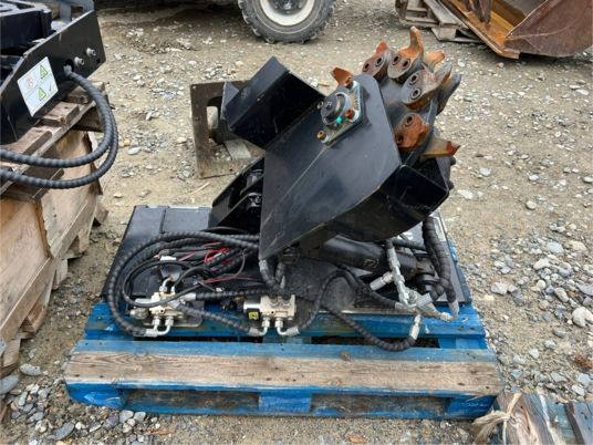 Rogneuse de souche pour mini chargeur - Other machinery: picture 2 Rogneuse de souche pour mini chargeur - Other machinery: picture 2
