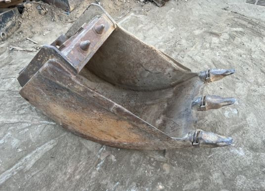 Godet de terrassement mecalac - Bucket: picture 3 Godet de terrassement mecalac - Bucket: picture 3